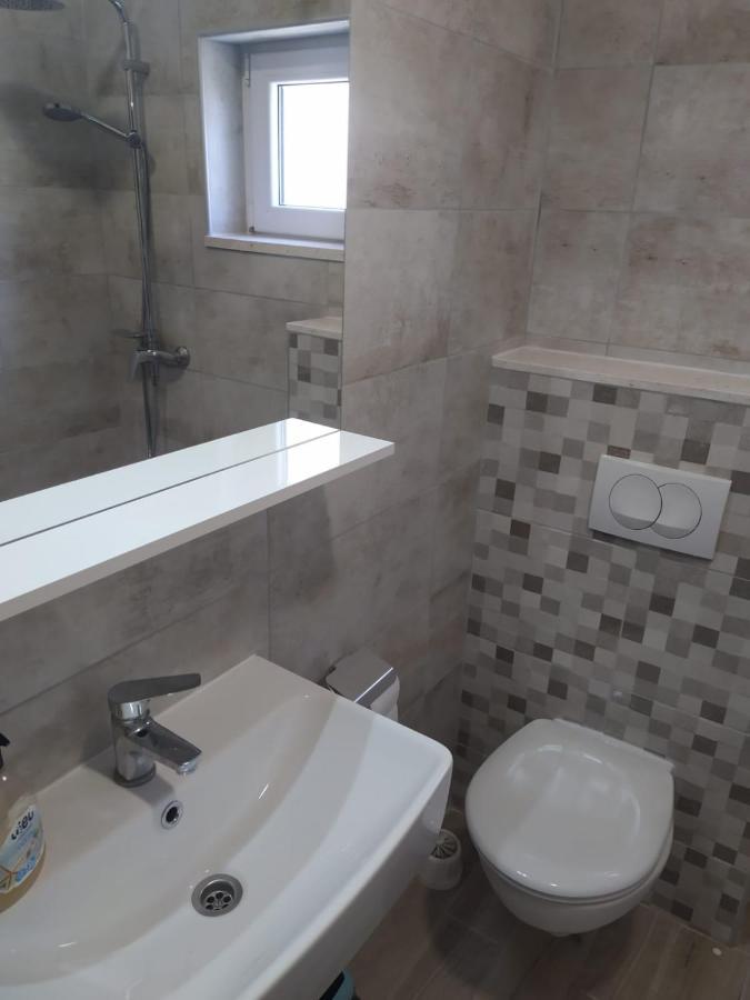 Apartmani Diki Макарска Экстерьер фото