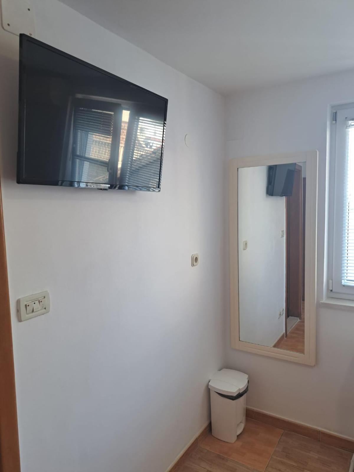 Apartmani Diki Макарска Номер фото
