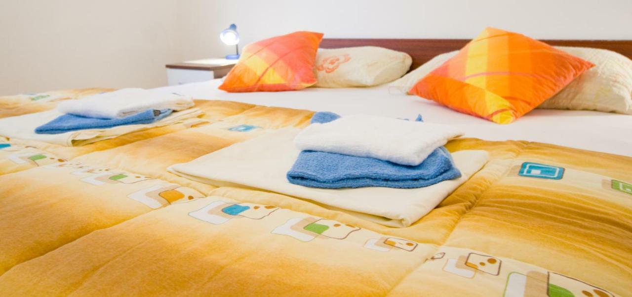 Apartmani Diki Макарска Экстерьер фото